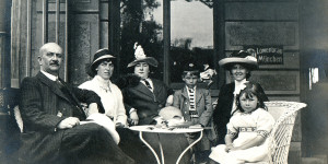 Beitragsbild des Blogbeitrags Die venezianische Porzellanmaske Elmas Blog-Roman ... Folge 1