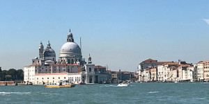 Beitragsbild des Blogbeitrags Die venezianische Porzellanmaske Elmas Blog-Roman - 7. Folge