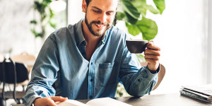 Beitragsbild des Blogbeitrags Die 10 Bücher über Glücksspiele, die man unbedingt lesen sollte 