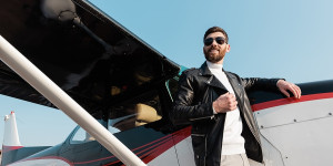 Beitragsbild des Blogbeitrags Kann eine Pilotenbrille bei Migräne helfen?
