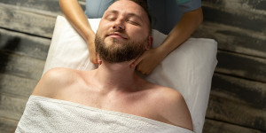 Beitragsbild des Blogbeitrags Beauty-Treatments For Men: Drei Studios, die mit überragenden Kundenbewertungen überzeugen