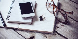 Beitragsbild des Blogbeitrags Brille fürs Handy: Sehen Sie Ihr Smartphone in neuem Licht