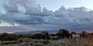 Beitragsbild des Blogbeitrags sunset in Crete-Sonnenuntergang auf Kreta