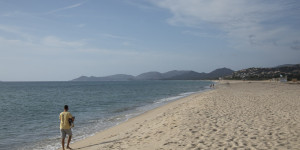 Beitragsbild des Blogbeitrags Sardiniens Süden: Costa Rei und Surfspot Chia