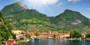 Beitragsbild des Blogbeitrags Riva del Garda am nördlichen Gardasee im Trentino