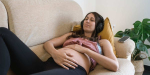 Beitragsbild des Blogbeitrags Mama Baby Bonding – Bindung beginnt im Bauch 