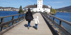 Beitragsbild des Blogbeitrags Gmunden & Umgebung mit Kleinkind/Baby 