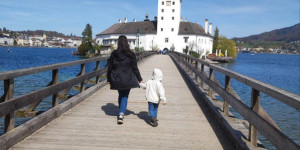 Beitragsbild des Blogbeitrags Gmunden & Umgebung mit Kleinkind/Baby