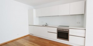 Beitragsbild des Blogbeitrags Luxuriöse DG-Kleinwohnung mit Terrasse