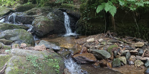 Beitragsbild des Blogbeitrags Südsteirisches Naturjuwel Heiligengeistklamm und Sveti Duh erwandern 