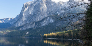 Beitragsbild des Blogbeitrags Altausseer See – Rundweg mit Bergpanorama im Ausseerland