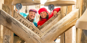 Beitragsbild des Blogbeitrags St. Pölten Sehenswürdigkeit: das Glockenspiel im Rathausturm