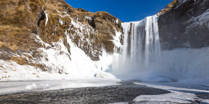 Beitragsbild des Blogbeitrags Island: Ausflug Südküste, der Skógafoss-Wasserfall 