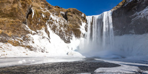 Beitragsbild des Blogbeitrags Island: Ausflug Südküste, der Skógafoss-Wasserfall