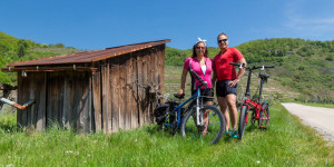 Beitragsbild des Blogbeitrags Wachau Radfahren: Rundfahrt mit Rollfähre 
