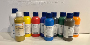 Beitragsbild des Blogbeitrags Acryl-Farben: welche Farben für Anfänger? Wie viele machen Sinn?
