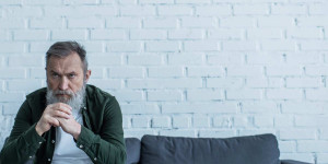 Beitragsbild des Blogbeitrags Depressionen, Angststörungen – Krisen wirken massiv auf die Psyche