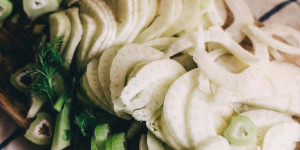 Beitragsbild des Blogbeitrags Küchen Mandoline – die 7 besten Mandolinen für deine Küche
