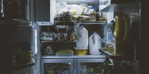 Beitragsbild des Blogbeitrags Kühlschrank Organizer – die besten Modelle im Vergleich