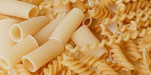Beitragsbild des Blogbeitrags Der Philips Pastamaker im Test: Pasta wie beim Italiener 