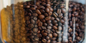 Beitragsbild des Blogbeitrags Kaffeemühle elektrisch – die 7 besten Modelle im Vergleich