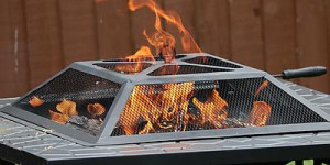 Beitragsbild des Blogbeitrags Feuerschale mit Funkenschutz im Test: Die 5 besten Modelle