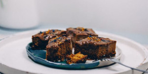 Beitragsbild des Blogbeitrags Kürbis-Haselnusskuchen