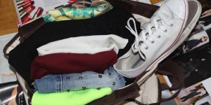 Beitragsbild des Blogbeitrags just about ready- the studded shorts and the neon beanie 
