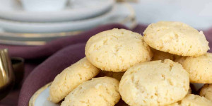 Beitragsbild des Blogbeitrags Swedish Vanilla Dream Cookies (Vaniljdrömmar) 