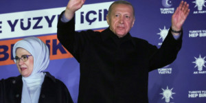 Beitragsbild des Blogbeitrags Erdogan: Die unwiderstehliche Wahlmacht der Türkei steht vor der letzten Bewährungsprobe 