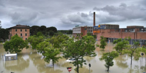 Beitragsbild des Blogbeitrags Neun Tote, Grand Prix abgesagt, nachdem Überschwemmungen Norditalien verwüstet haben 