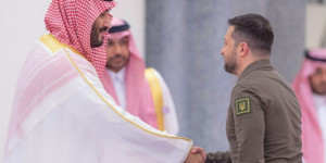 Beitragsbild des Blogbeitrags Die Saudis versuchen, sich im Glanz Selenskyjs zu sonnen