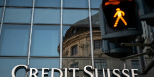 Beitragsbild des Blogbeitrags Die Klagen wegen der Abschreibung von Anleihen der Credit Suisse häufen sich