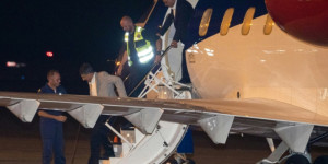 Beitragsbild des Blogbeitrags Drei vom Iran befreite Europäer kommen nach Hause