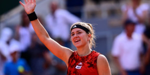 Beitragsbild des Blogbeitrags Muchova schockiert Sabalenka und erreicht das French-Open-Finale, Swiatek strebt den Titel an