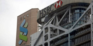 Beitragsbild des Blogbeitrags HSBC und Standard Chartered werden von Hongkong gedrängt, Krypto-Kunden aufzunehmen 