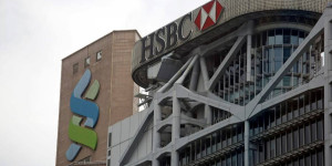 Beitragsbild des Blogbeitrags HSBC und Standard Chartered werden von Hongkong gedrängt, Krypto-Kunden aufzunehmen