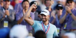 Beitragsbild des Blogbeitrags Clark hält McIlroy zurück und sichert sich den ersten Major bei den US Open