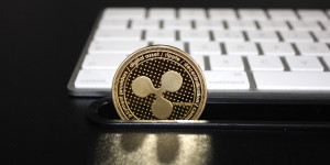 Beitragsbild des Blogbeitrags Expertenanalyse: IWF-Dokumente und XC-Plattform geben Anlass zur Sorge für XRP
