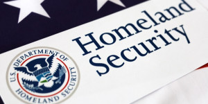 Beitragsbild des Blogbeitrags Das US-Heimatschutzministerium gibt gestohlene Gelder an Bitfinex zurück 