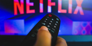 Beitragsbild des Blogbeitrags Netflix führt KI-gestützten Greenscreen ein