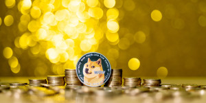 Beitragsbild des Blogbeitrags Dogecoin bellt im Aufwind: Elon Musks Twitter-Feed lässt DOGE um 3 % steigen 