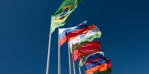 Beitragsbild des Blogbeitrags Russischer Diplomat sagt: BRICS-Gipfel im nächsten Jahr wird mehr als 5 Führer versammeln. 