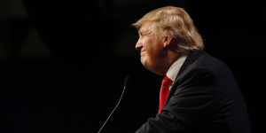 Beitragsbild des Blogbeitrags Trump verdient mit Kryptowallets 2,8 Millionen Dollar – FEC-Dokument zeigt. 