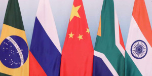 Beitragsbild des Blogbeitrags Über 40 Staatschefs werden am BRICS-Gipfel teilnehmen, bestätigt Südafrika. 