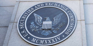 Beitragsbild des Blogbeitrags Ehemaliger SEC-Beamter: SEC-Einreichung im Binance-Fall könnte sich auf kriminelle Ermittlungen beziehen.