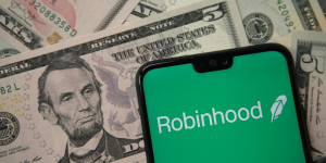 Beitragsbild des Blogbeitrags Robinhood kauft SBF-Anteile für über 605 Millionen US-Dollar zurück. 