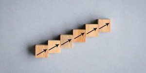 Beitragsbild des Blogbeitrags Dem Krypto-Crash trotzen: Der Anstieg des Liquid Staking um 20 Milliarden US-Dollar inmitten der Marktunsicherheit