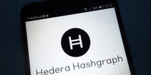 Beitragsbild des Blogbeitrags Hedera erreicht 20 Milliarden Transaktionen – optimistisch für HBAR? 