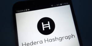 Beitragsbild des Blogbeitrags Hedera erreicht 20 Milliarden Transaktionen – optimistisch für HBAR?